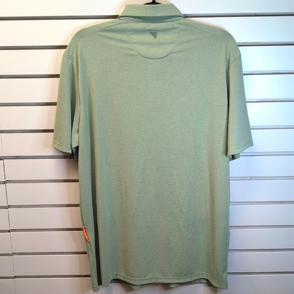 Macade Men's Sage Core Tech Shirt Size L EUC - Picture 4 of 10